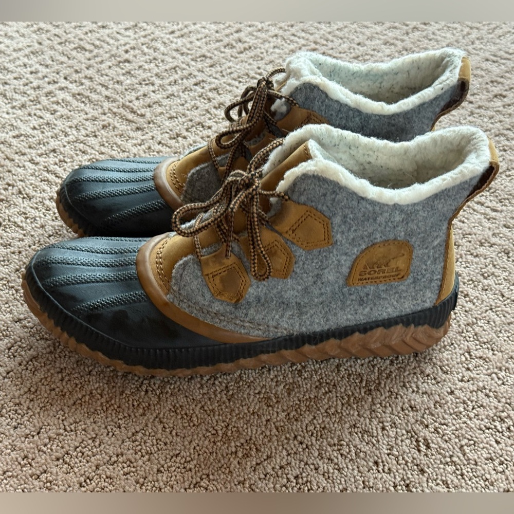 Sorel Kids Boots in Black, Gray, and Brown